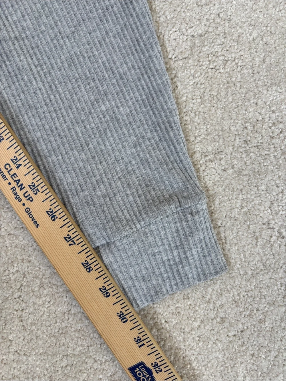 Alo Yoga Muse Sweatpants Ribbed Knit Jogger Pants Heather Gray Women’s Medium